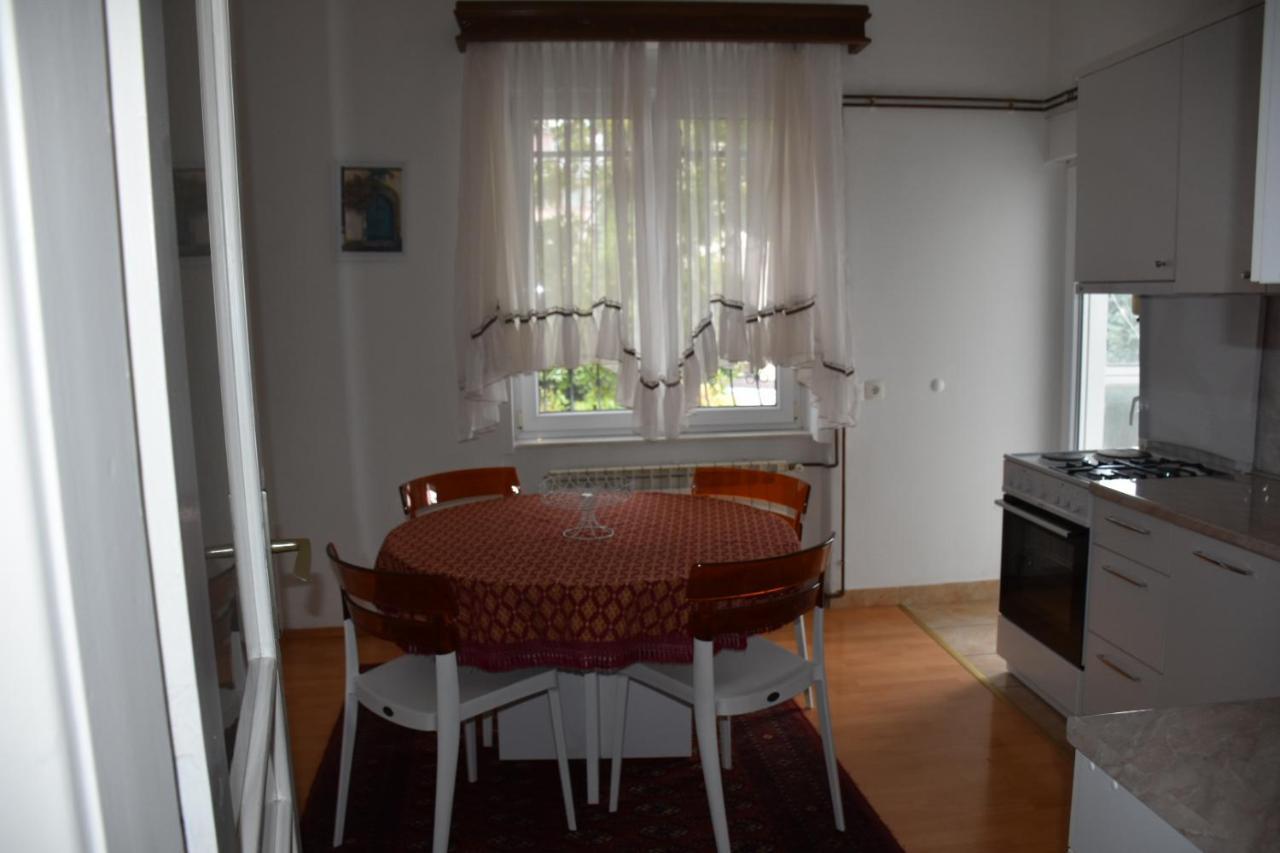 Vijecnica Tuzlaks Apartments SJJ Esterno foto