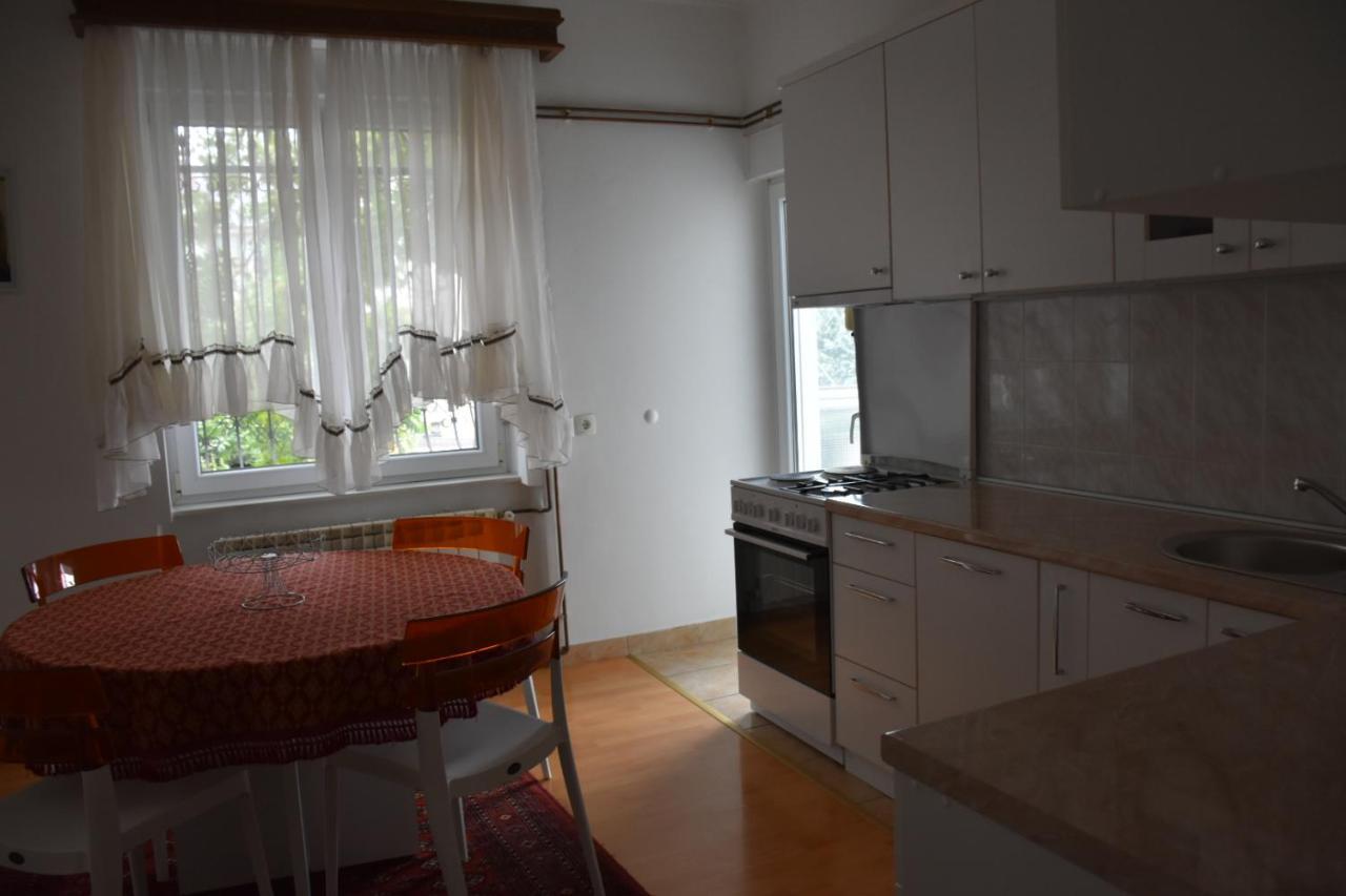 Vijecnica Tuzlaks Apartments SJJ Esterno foto